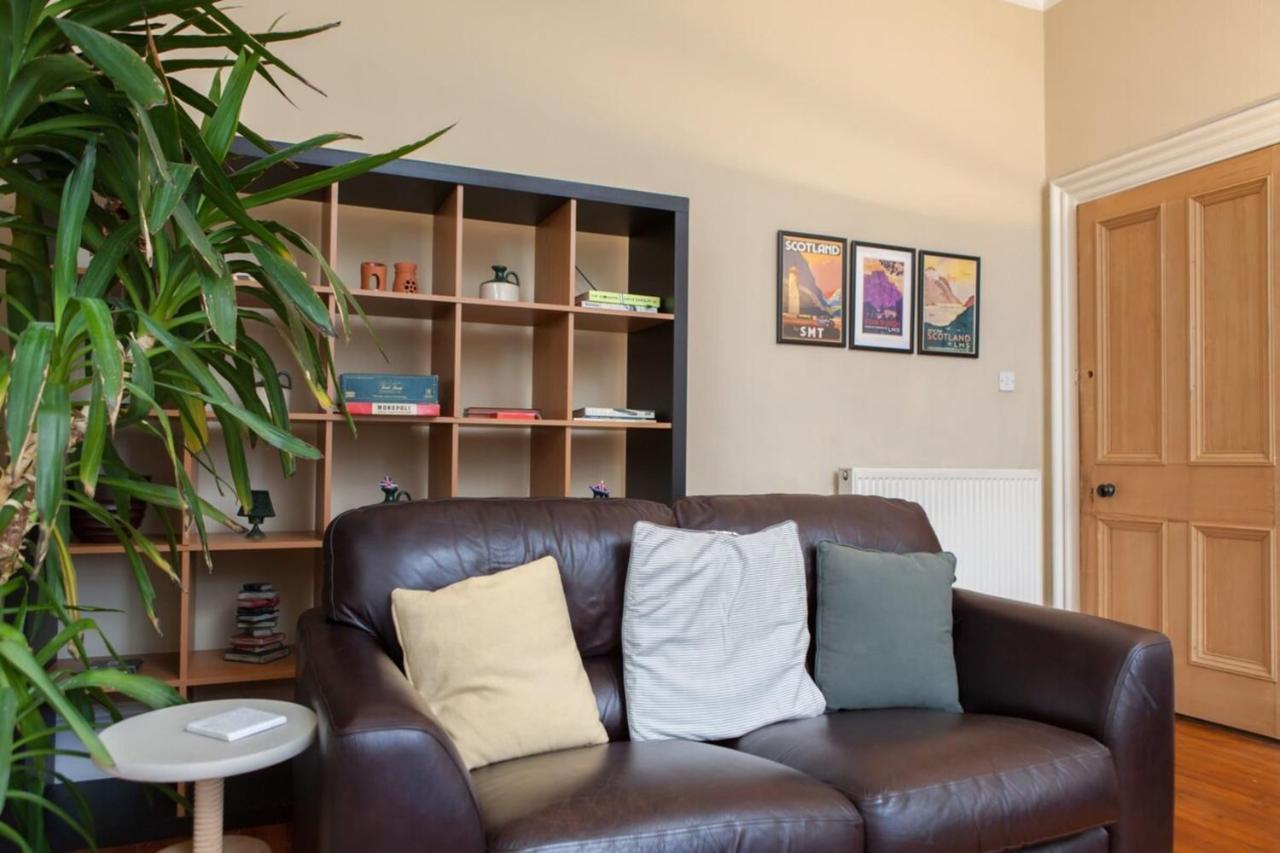 Amazing 4 Bedroom Apartment Just Off The Meadows Edimburgo Exterior foto