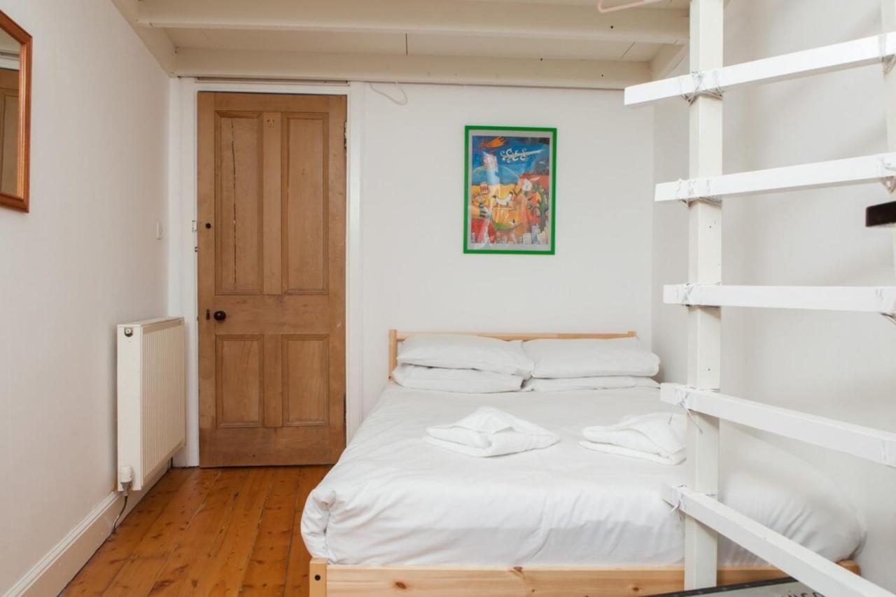 Amazing 4 Bedroom Apartment Just Off The Meadows Edimburgo Exterior foto